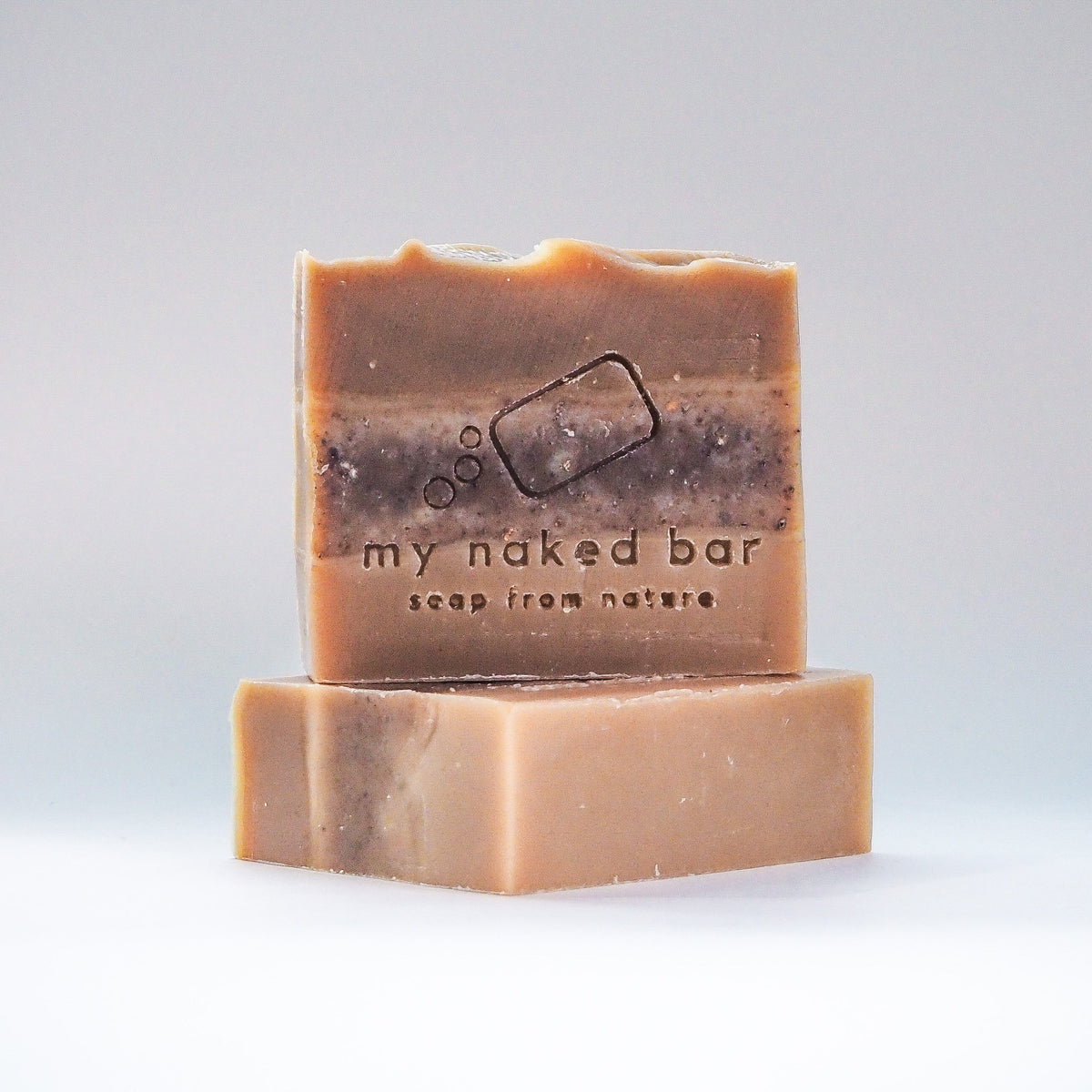 Front view of Matcha Azuki stacked on another bar lying down